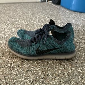 Nike Free Run Flyknit Mens Size 11